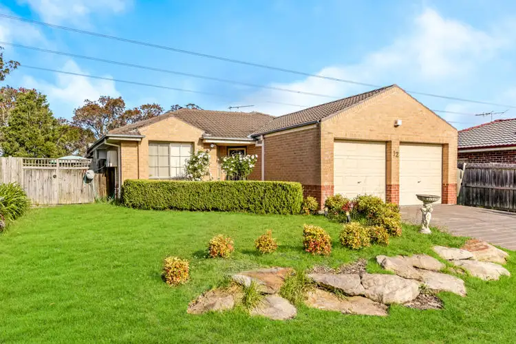 12 Glenfield Drive, Currans Hill NSW 2567