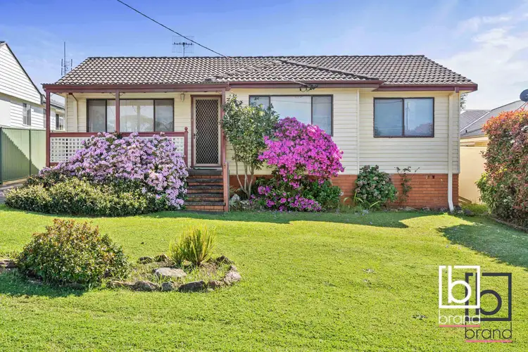 15 Spring Valley Avenue, Gorokan NSW 2263