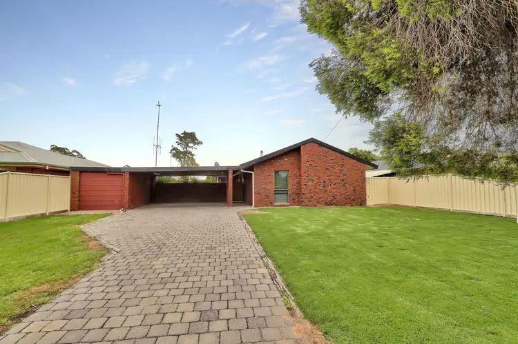 131 Hughes St, Deniliquin NSW 2710