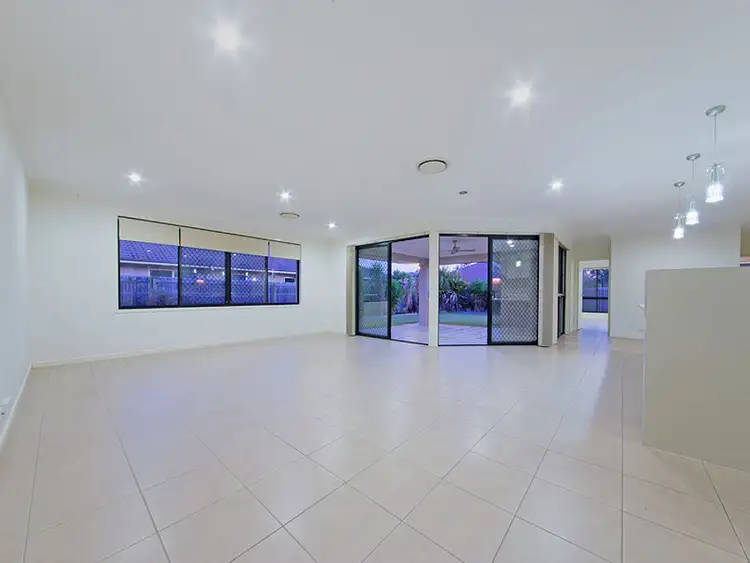 Fifth view of Homely house listing, 39 Higgs Circuit, Wynnum West QLD 4178