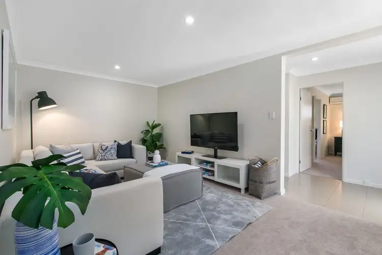 Second view of Homely house listing, 3 Higgs Circuit, Wynnum West QLD 4178