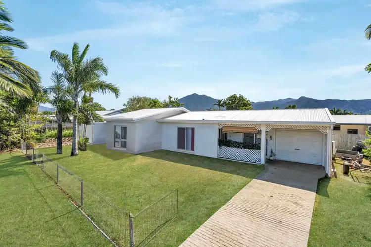 1 Friendship Street, Bentley Park QLD 4869