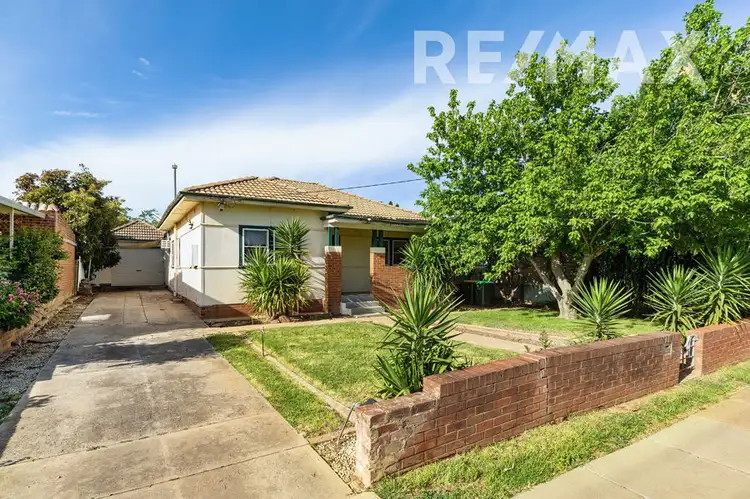 42 Blamey Street, Turvey Park NSW 2650