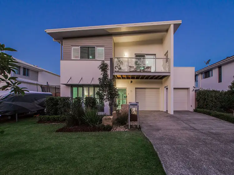 35 Margaret Cres, Wakerley QLD 4154