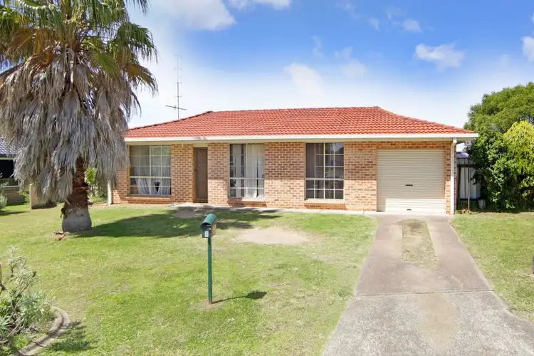 4 Trent Close, Lake Haven NSW 2263
