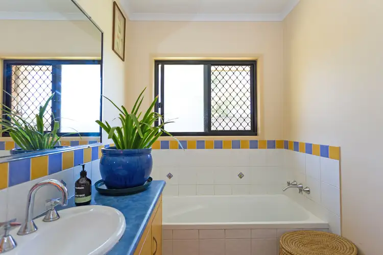 Seventh view of Homely house listing, 2 Sturt Crescent, Erakala QLD 4740