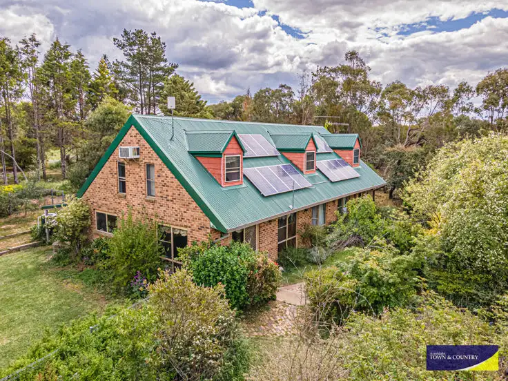 Main view of Homely house listing, 5 Highlands Road, Armidale NSW 2350