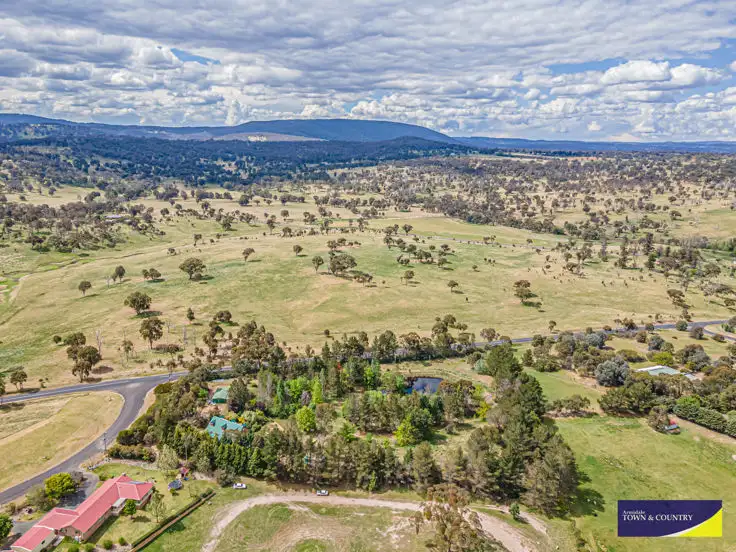 Second view of Homely house listing, 5 Highlands Road, Armidale NSW 2350