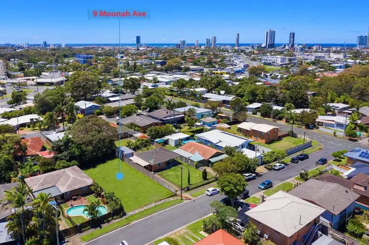 9 Moonah Ave, Southport QLD 4215
