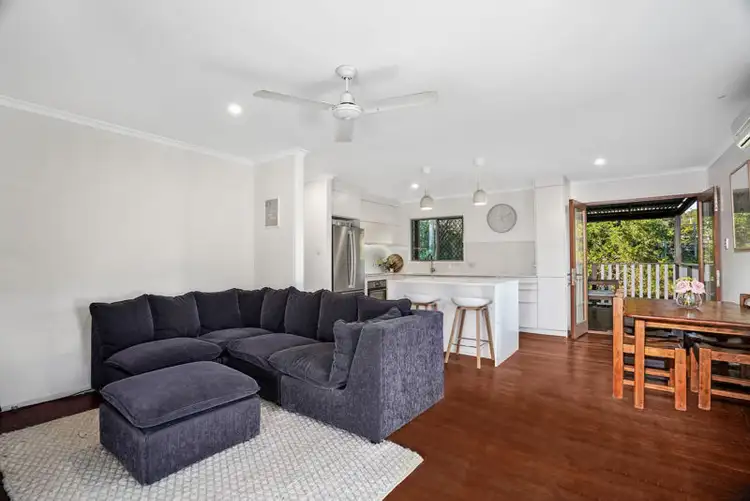 Fifth view of Homely house listing, 2 Pirra Crescent, Ferny Hills QLD 4055