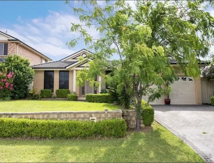 121 Kellerman Drive, St Helens Park NSW 2560