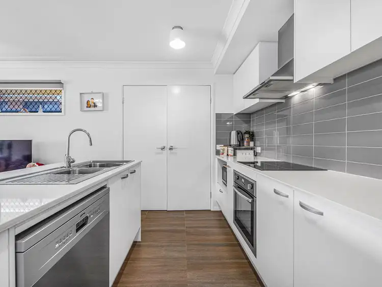 13 Hibiscus Cl, Ellen Grove QLD 4078