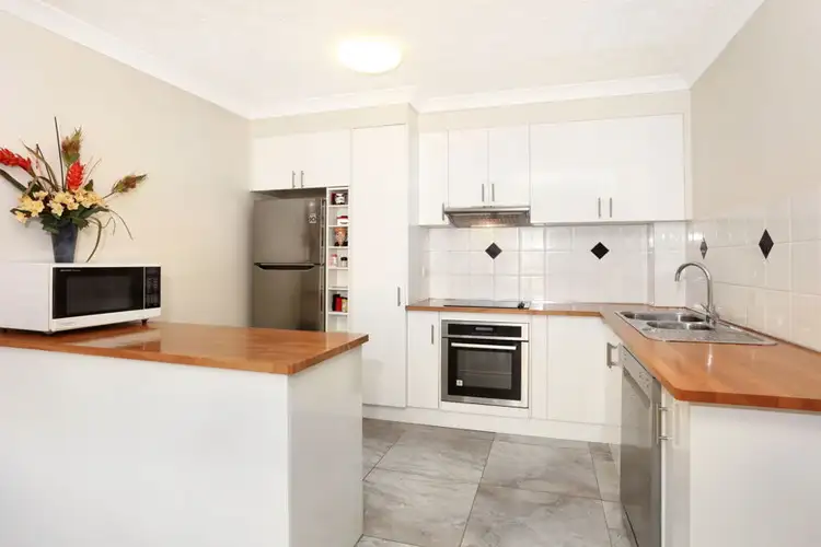 8/40 Little Norman Street, Southport QLD 4215