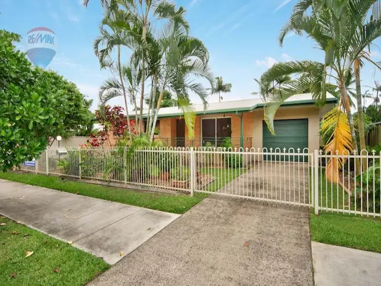 127 Greenslopes Street, Edge Hill QLD 4870