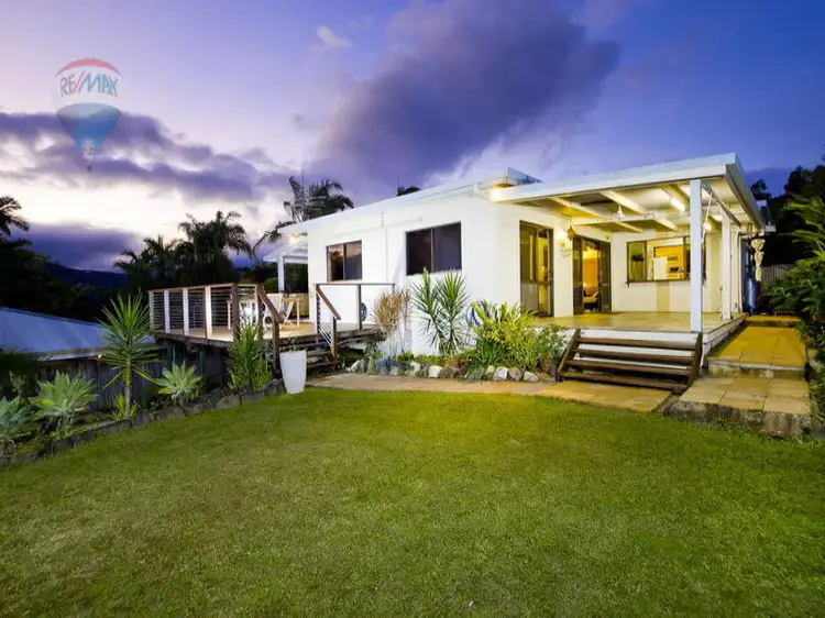 5 Simon Street, Freshwater QLD 4870