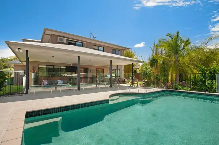 16 Haven Street, Southside QLD 4570