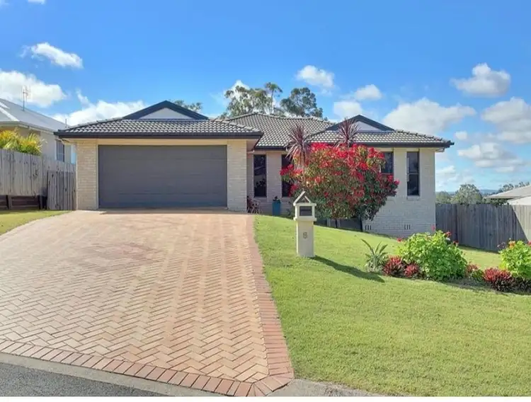 6 Suncrest Court, Southside QLD 4570