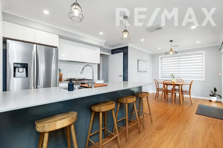 Fifth view of Homely house listing, 2/2 Exford Loop, Bourkelands NSW 2650