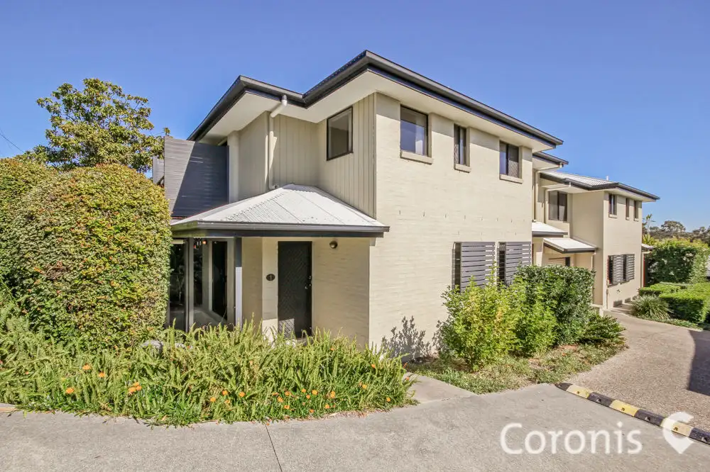 Main view of Homely townhouse listing, 1/27 Oatland Crescent, Holland Park West QLD 4121