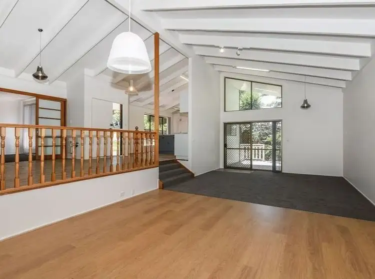 Third view of Homely house listing, 8 Warana Avenue, Mount Lofty QLD 4350