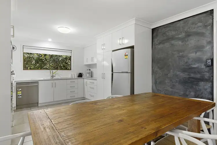 Third view of Homely house listing, 6 Fysh Court, Wilsonton QLD 4350
