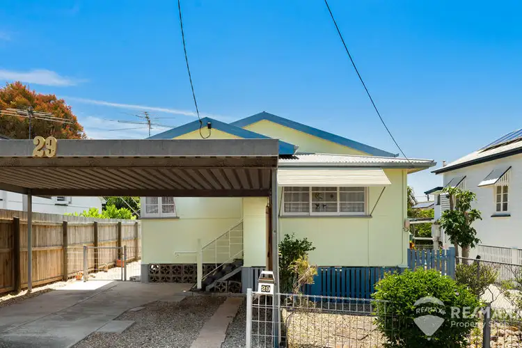 29 Sutton Avenue, Sandgate QLD 4017