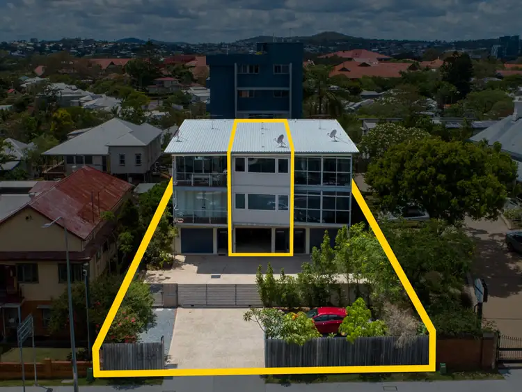 Fourth view of Homely townhouse listing, 2/115 Lytton Road, East Brisbane QLD 4169