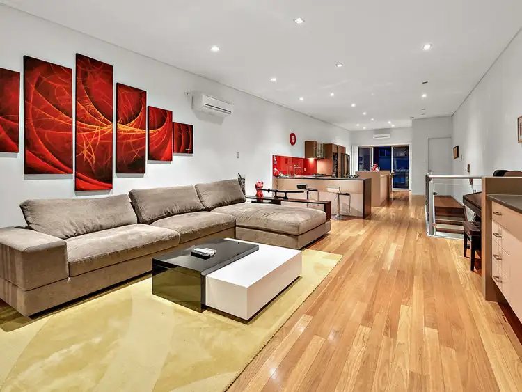 Sixth view of Homely townhouse listing, 2/115 Lytton Road, East Brisbane QLD 4169