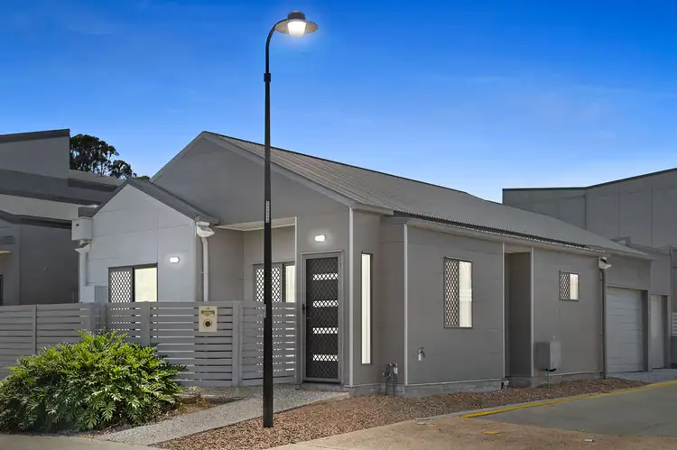 18 Blue Mountains Crescent, Fitzgibbon QLD 4018