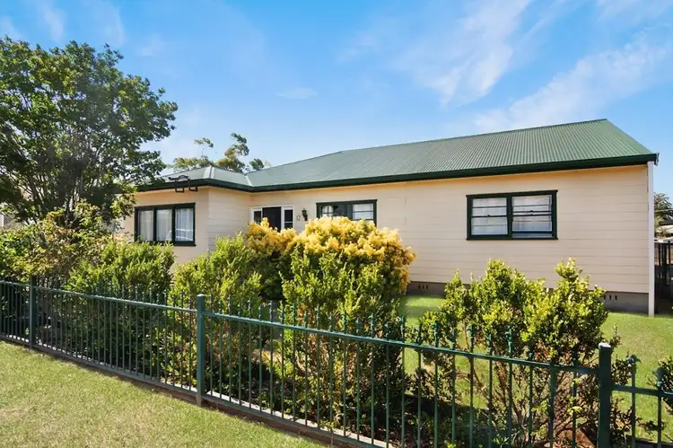Main view of Homely house listing, 12 Cambridge Street, Tamworth NSW 2340