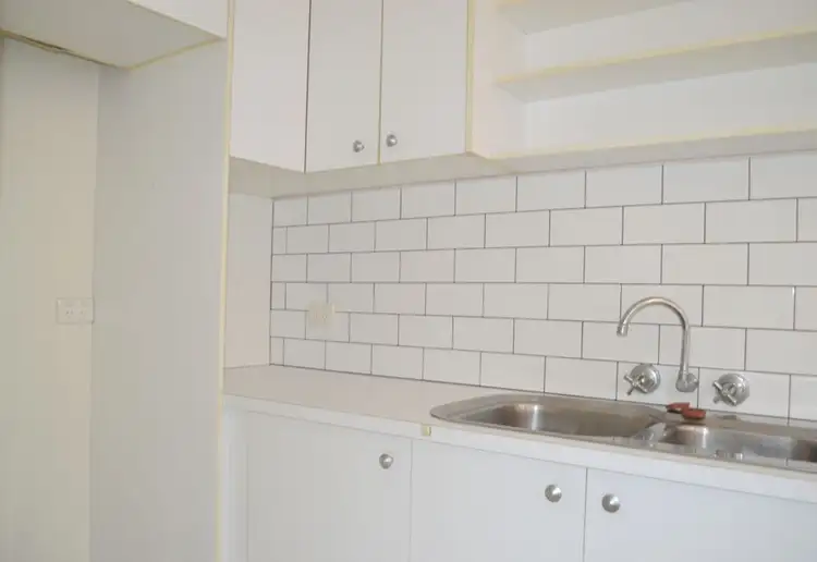 Fourth view of Homely unit listing, 10/50 Hampstead Road, Highgate Hill QLD 4101