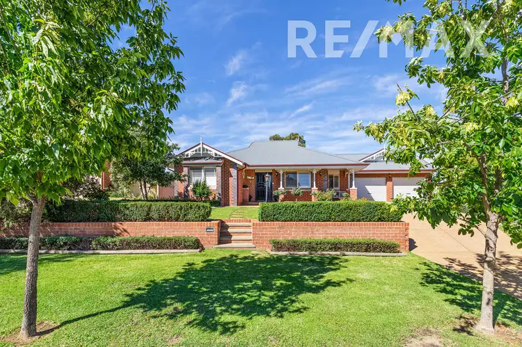 11 Kimba Drive, Glenfield Park NSW 2650