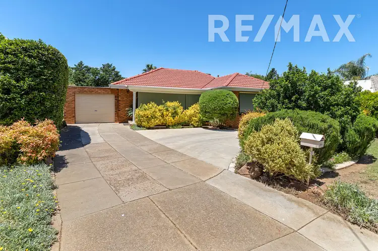 3 Anembo Place, Kooringal NSW 2650