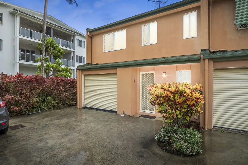 Main view of Homely townhouse listing, 4/155 Pine Street, Wynnum QLD 4178