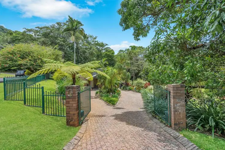 5-6 Temora Close, Edge Hill QLD 4870