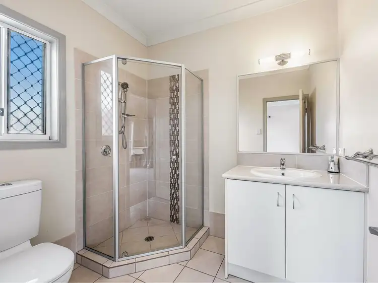 Sixth view of Homely house listing, 17 Colebrook Cr, Doolandella QLD 4077