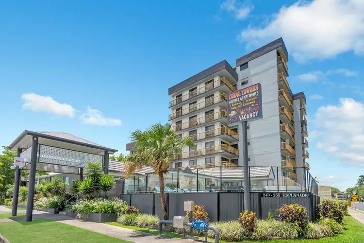 15/249 Esplanade, Cairns North QLD 4870