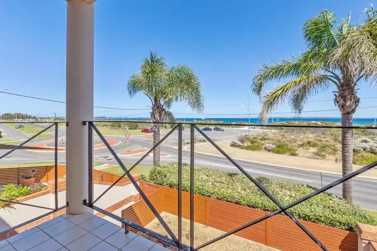 Third view of Homely townhouse listing, 4/105 Rockingham Beach Road, Rockingham WA 6168