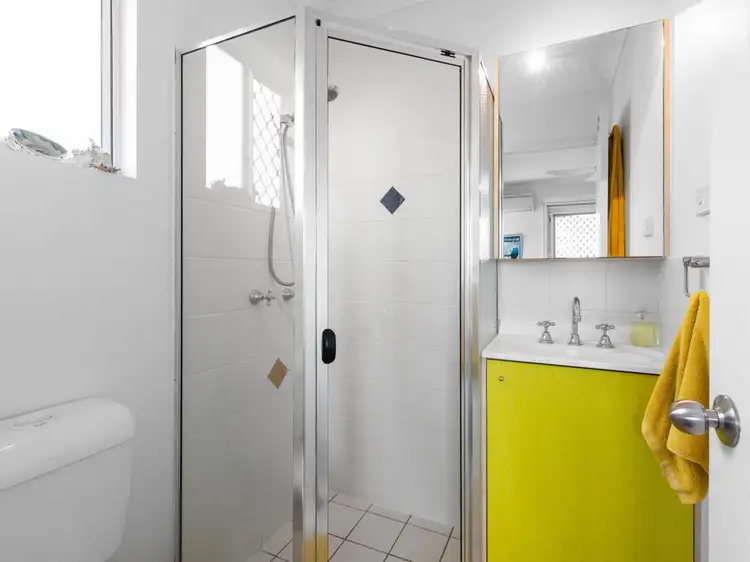 Seventh view of Homely unit listing, 4/16 Miles Street, Hawthorne QLD 4171