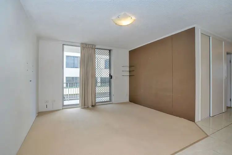 Fourth view of Homely unit listing, 5/72 Marine Parade, Southport QLD 4215