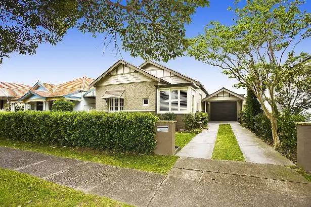 Main view of Homely house listing, 118 Gordon Ave, Hamilton South NSW 2303