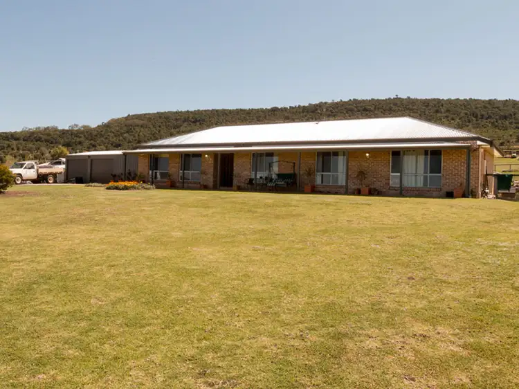 9 Commonwealth Crescent, Gowrie Junction QLD 4352