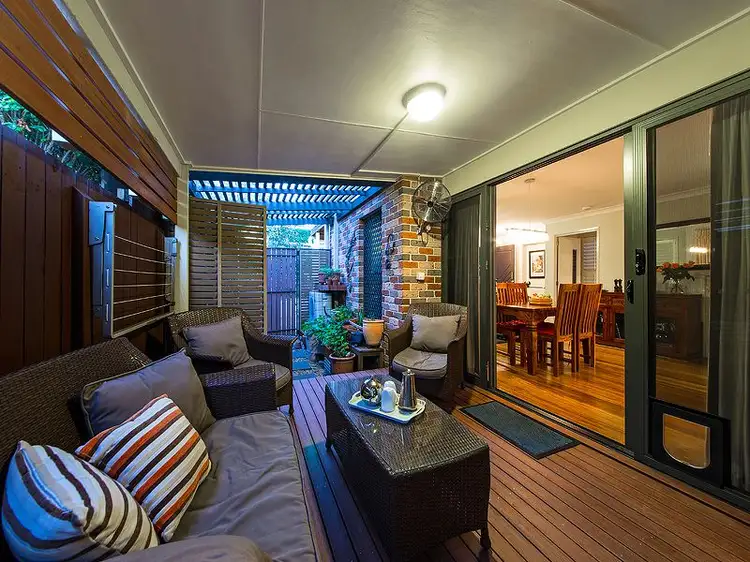 Fifth view of Homely townhouse listing, 1/51-55 Daniells, Carina QLD 4152