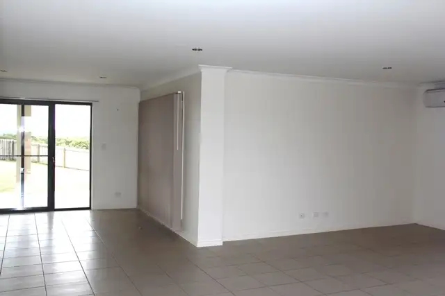 Seventh view of Homely house listing, 4 The Peak, Zilzie QLD 4710