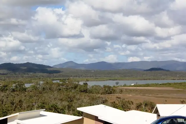 Second view of Homely house listing, 6 The Peak, Zilzie QLD 4710