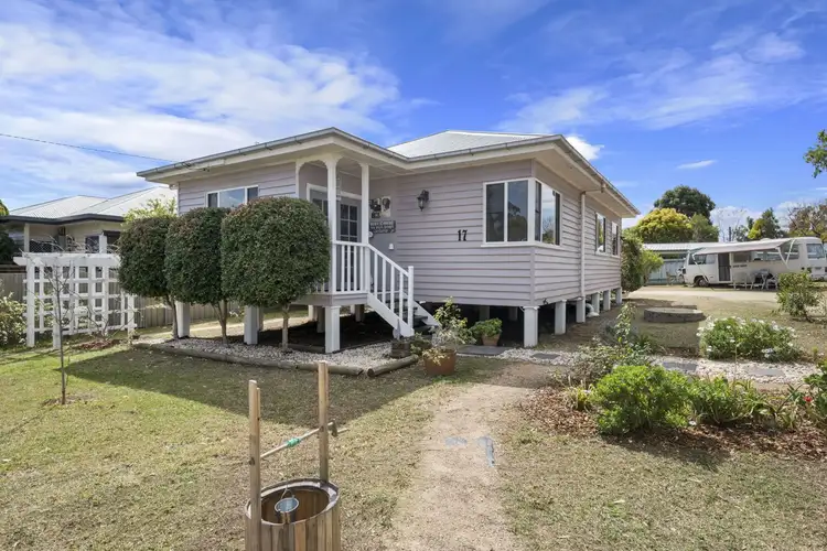 17 Victoria Street, Goombungee QLD 4354