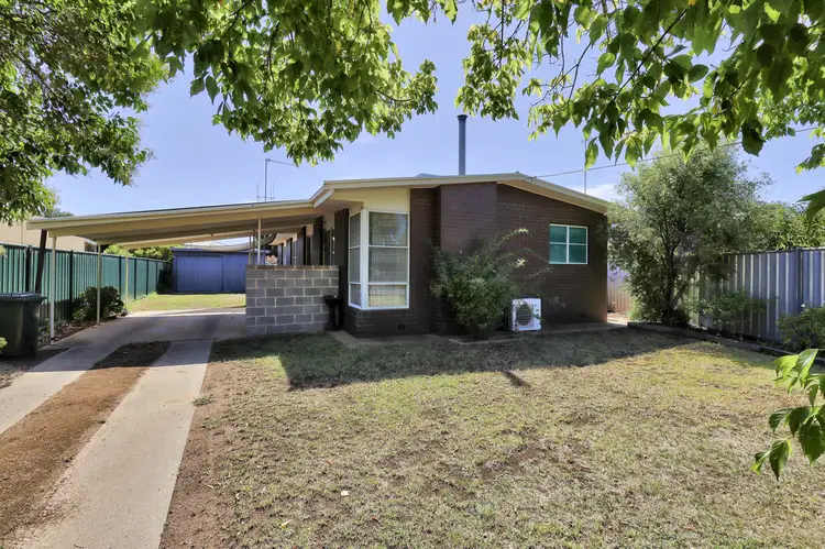 5 Stratton Crt, Deniliquin NSW 2710