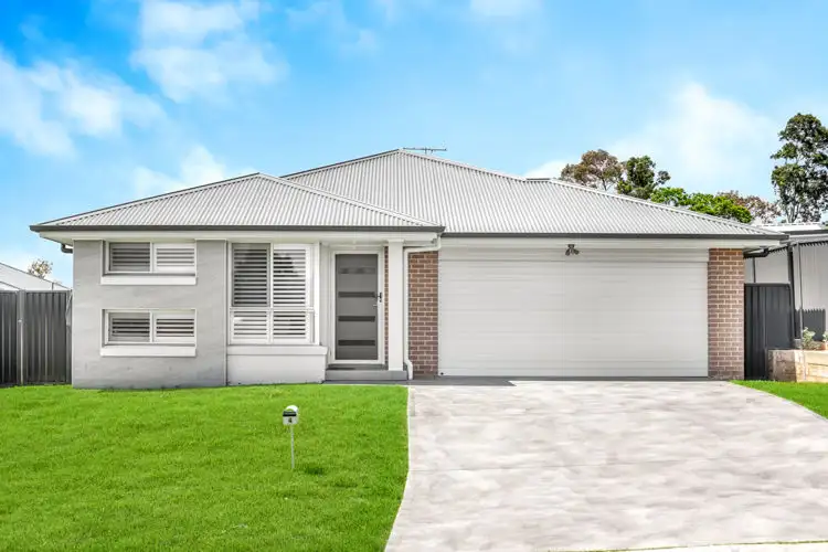 4 Tamora Street, Rosemeadow NSW 2560