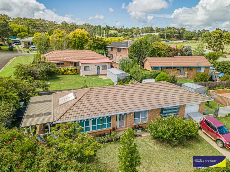 Main view of Homely house listing, 1 Milson Place, Armidale NSW 2350