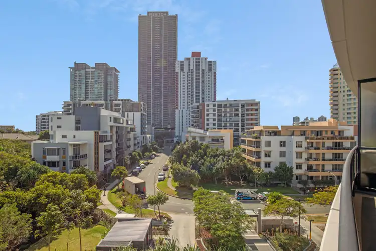 810/2 Aqua Street, Southport QLD 4215